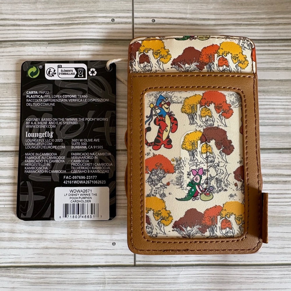 🎃Loungefly Disney Winnie The Pooh Pumpkin Cardholder - Picture 2 of 4